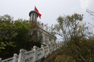 Lũng Cú vẫy gọi lữ khách muôn phương