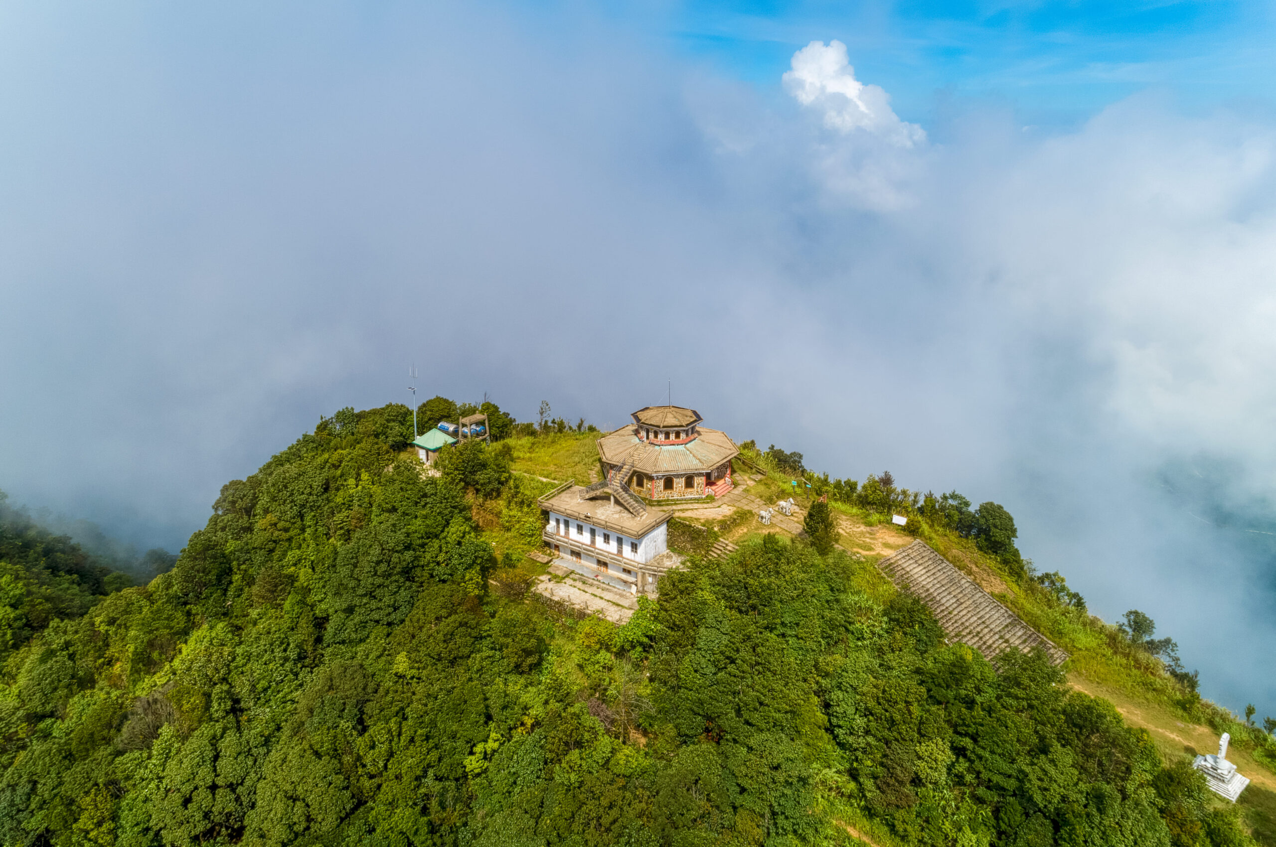 Vườn quốc gia Bạch Mã – Vẻ đẹp kỳ vỹ giữa đại ngàn Trường Sơn